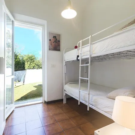 209 - A Schiera Quadrilocale Al Taunus, Con Portico E Giardino 度假居