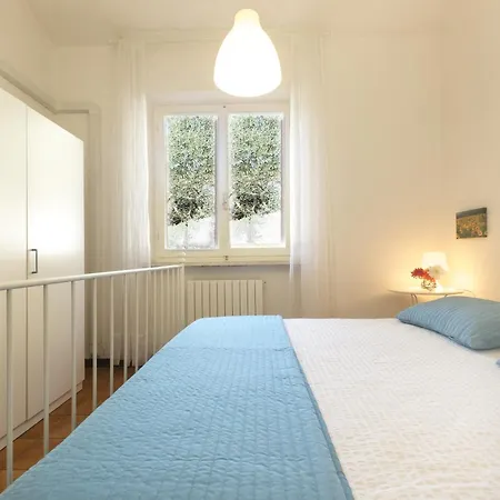 209 - A Schiera Quadrilocale Al Taunus, Con Portico E Giardino 努马纳