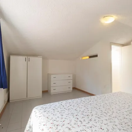 209 - A Schiera Quadrilocale Al Taunus, Con Portico E Giardino - Inclusa * Numana